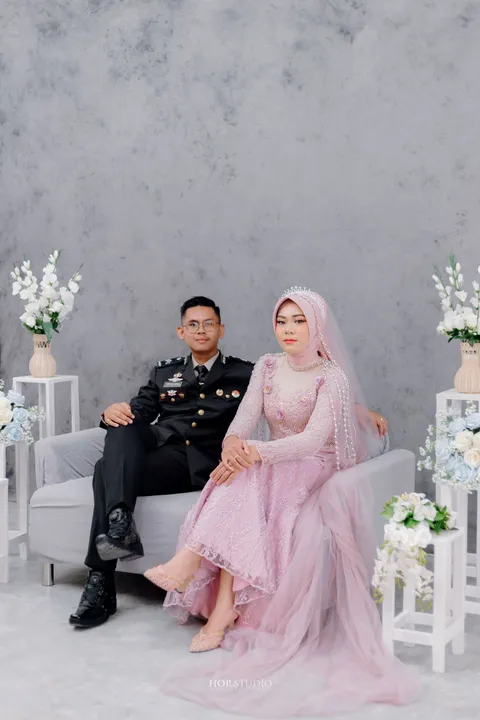 Foto sampul undangan Tata & Erlita