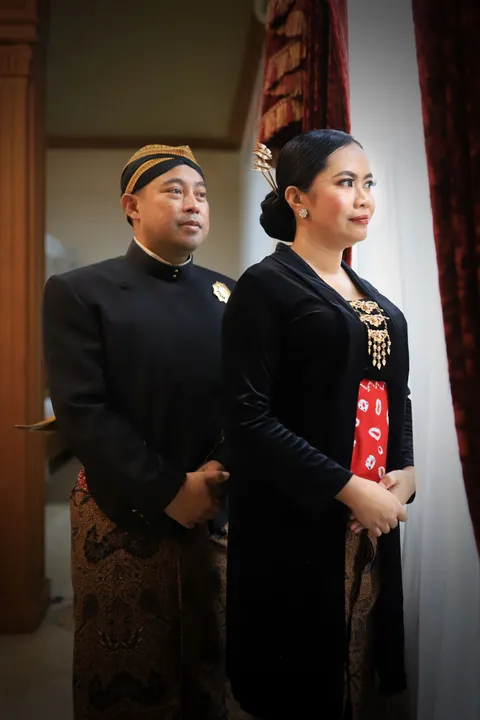 Foto sampul undangan Hetty & Wahyu