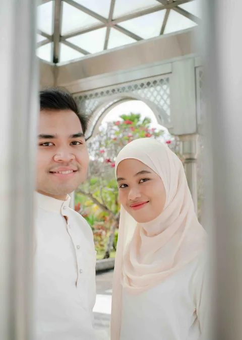 Foto sampul undangan Madia & Andikha