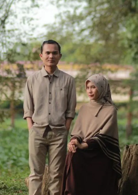 Foto sampul undangan Dandi & Ria