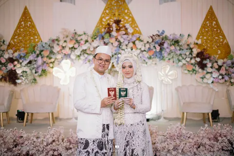 Foto sampul undangan Linda & Sandi