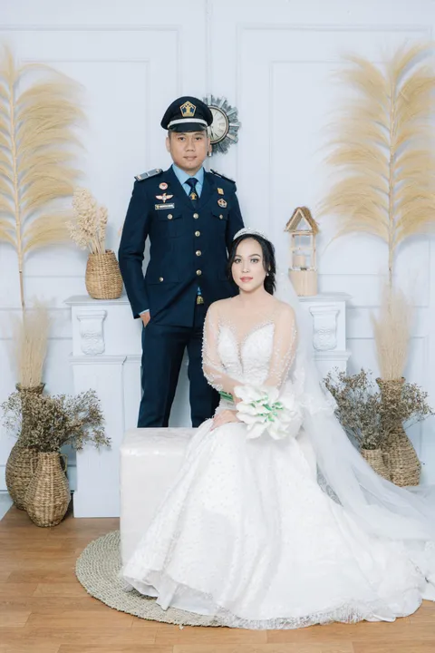 Foto sampul undangan Gloria & Mordy