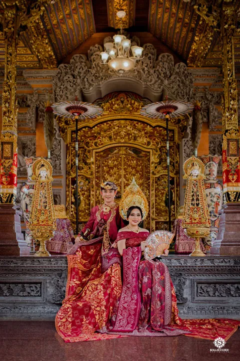 Foto sampul undangan Hera & Biondi