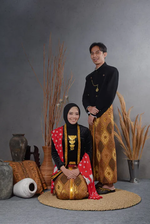 Foto sampul undangan Yuli & Dimas