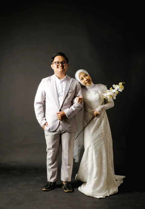 Foto sampul undangan Novi & Rizky