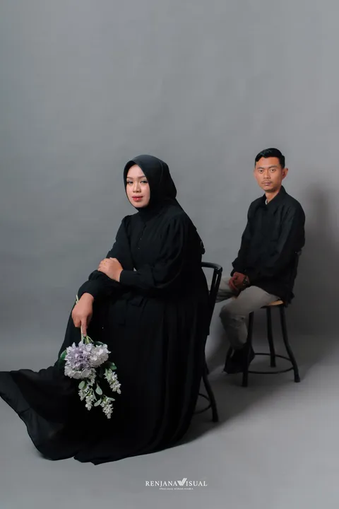 Foto sampul undangan Neat & Photo