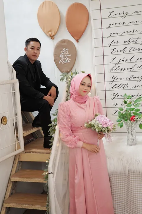 Foto sampul undangan Denis & Dv