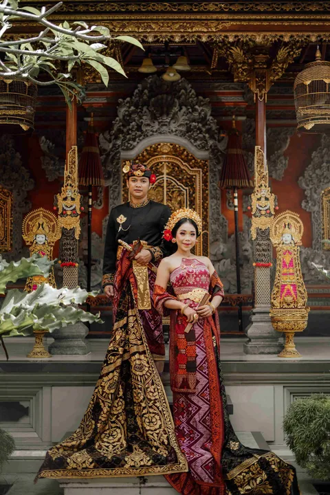 Foto sampul undangan Ayu & Alit