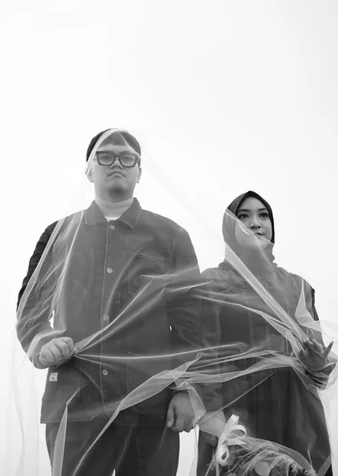 Foto sampul undangan Sarah & Arie