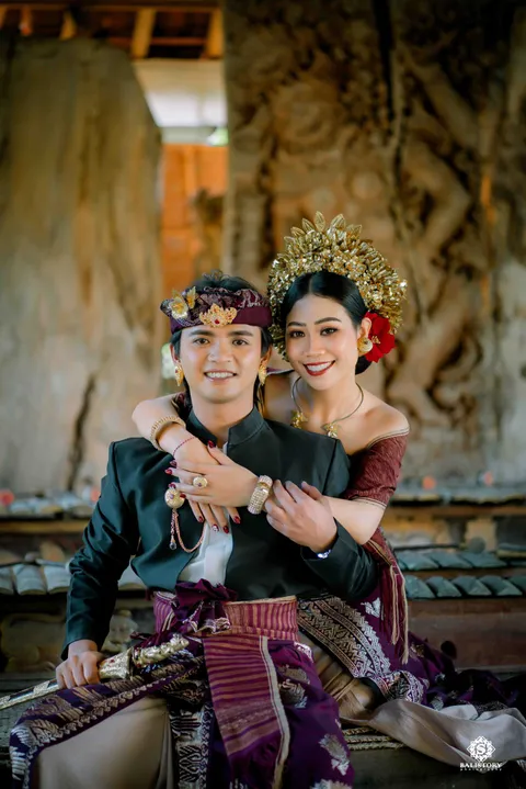 Foto sampul undangan Lestari & Indra