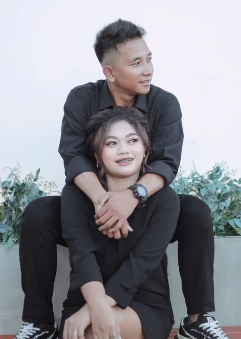 Foto sampul undangan Jenny & David