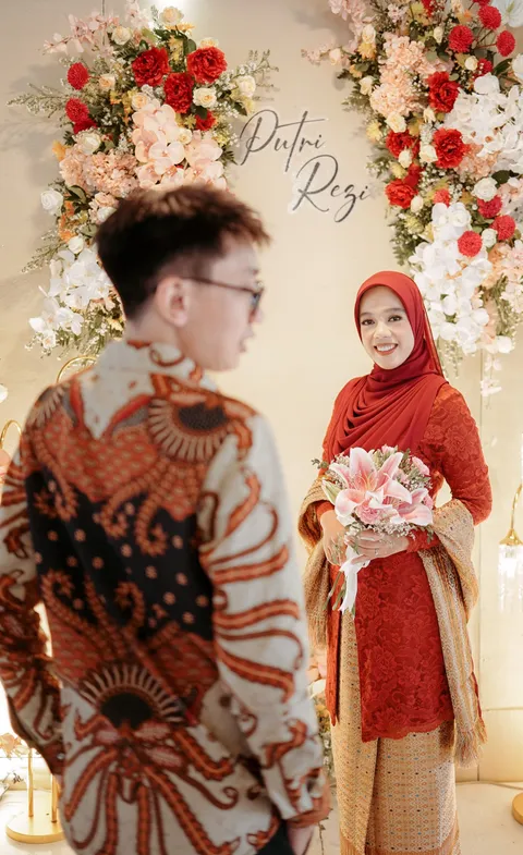 Foto sampul undangan Rezi & Putri