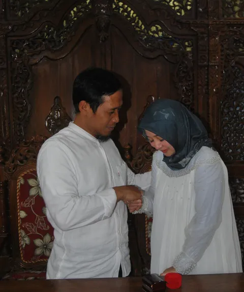 Foto sampul undangan Wawang & Amar