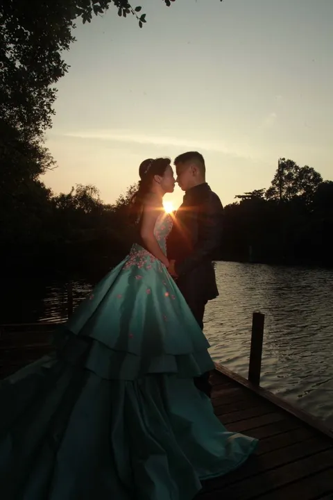 Foto sampul undangan Maria & Ericko