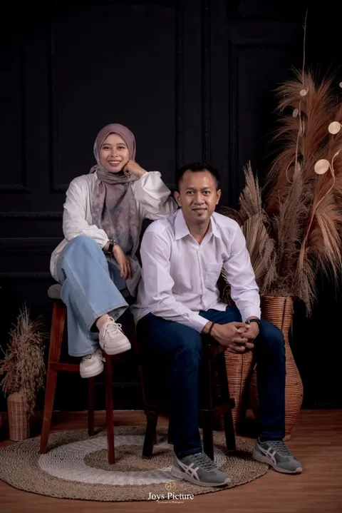 Foto sampul undangan Idzul & Yuyun