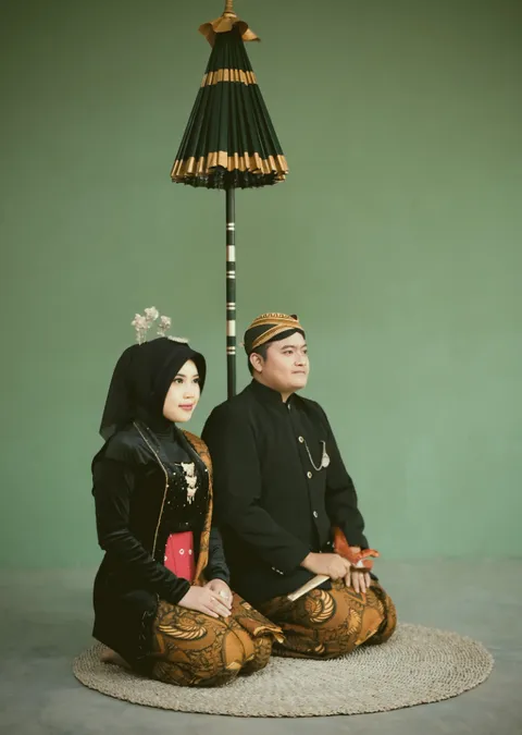 Foto sampul undangan Ulul & Icha