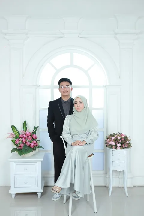 Foto sampul undangan Frisnan & Sari