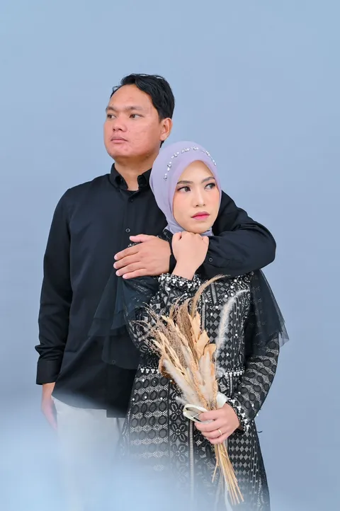 Foto sampul undangan Fian & Liya