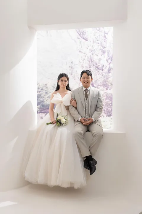 Foto sampul undangan Agustini & Edy