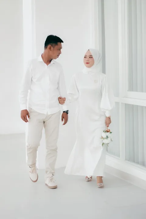 Foto sampul undangan Satria & Helen