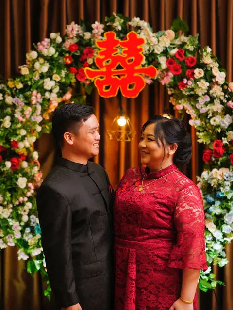 Foto sampul undangan Monika & Christianto