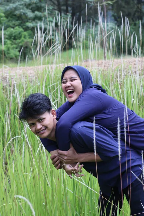Foto sampul undangan Madun & Asti