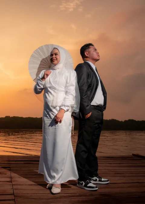 Foto sampul undangan Mila & Hafiz