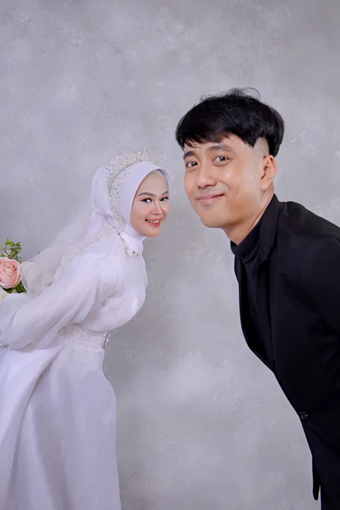 Foto sampul undangan Imam & Delisa