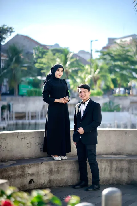 Foto sampul undangan Sultan & Helen