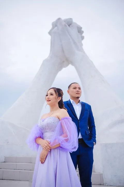 Foto sampul undangan Claudya & Alviin