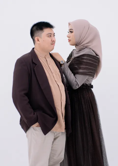 Foto sampul undangan Sry & Wira