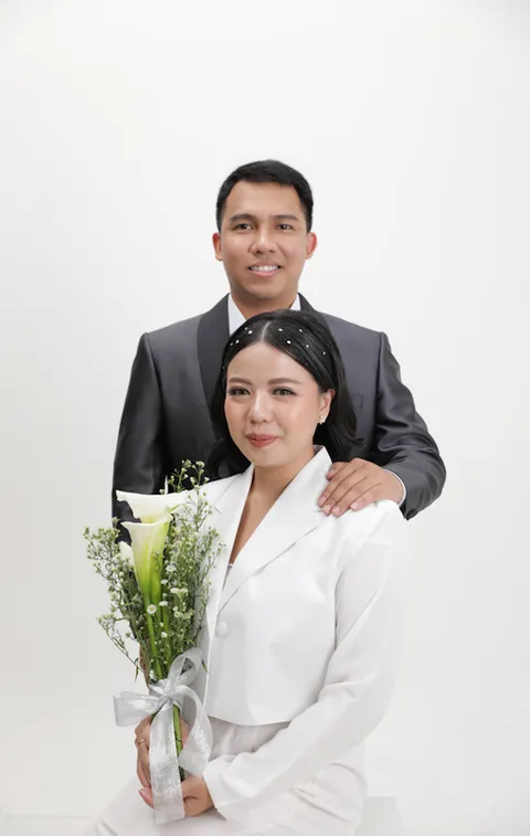Foto sampul undangan Tiffani & Noah