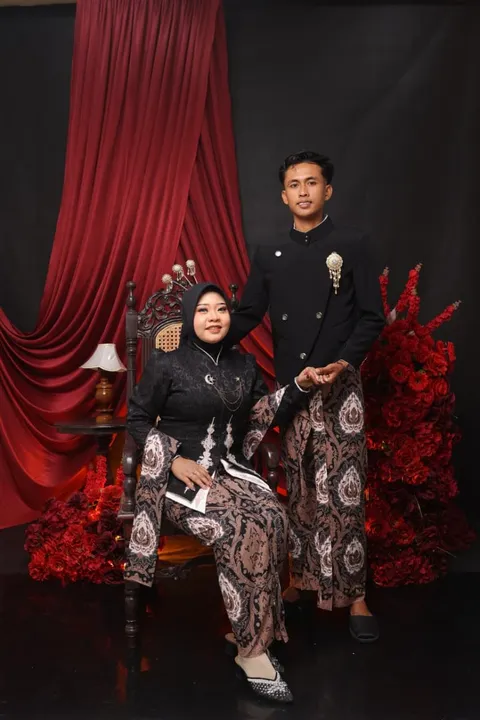 Foto sampul undangan Putri & Angga