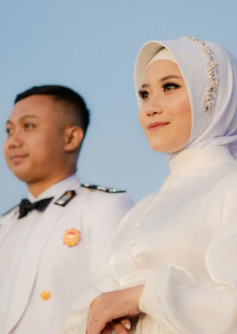 Foto sampul undangan Valla & Akbar