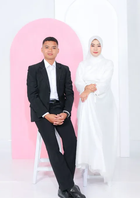 Foto sampul undangan Kurnia & Nissa