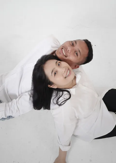 Foto sampul undangan Esther & Goklas