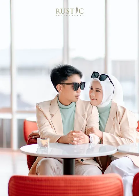 Foto sampul undangan Muhammad Al Asrofi & Pitedah Tri Ayumunda