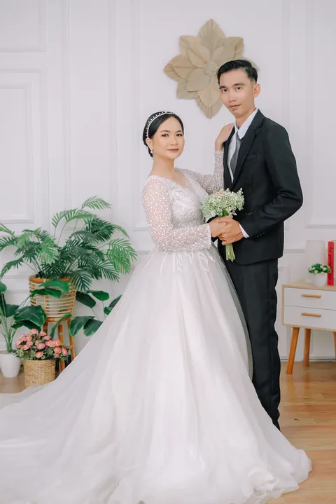 Foto sampul undangan Fredy & Elis