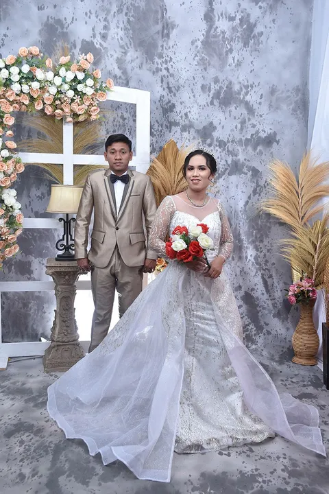 Foto sampul undangan Fernianty & Yohan