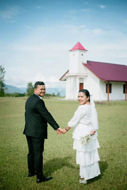 Foto sampul undangan Vebby & Koko