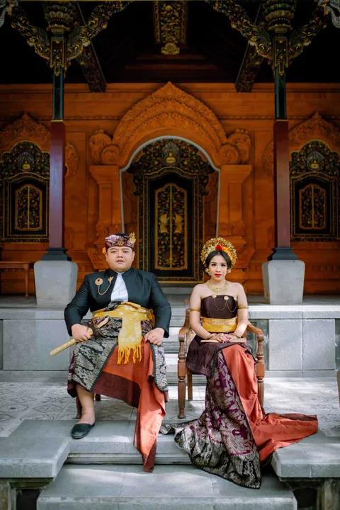 Foto sampul undangan Tika & Ferry