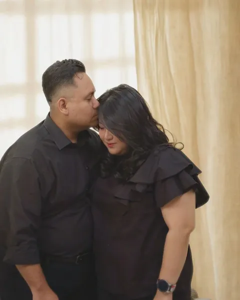 Foto sampul undangan Stefany & Yosef