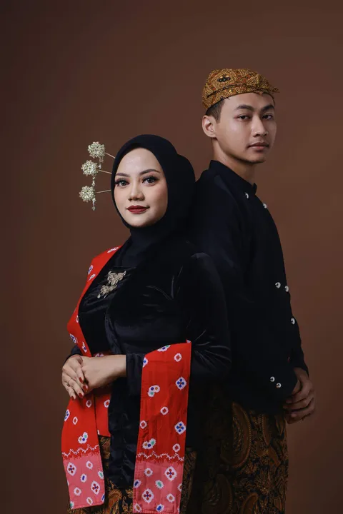 Foto sampul undangan Fia & Izul