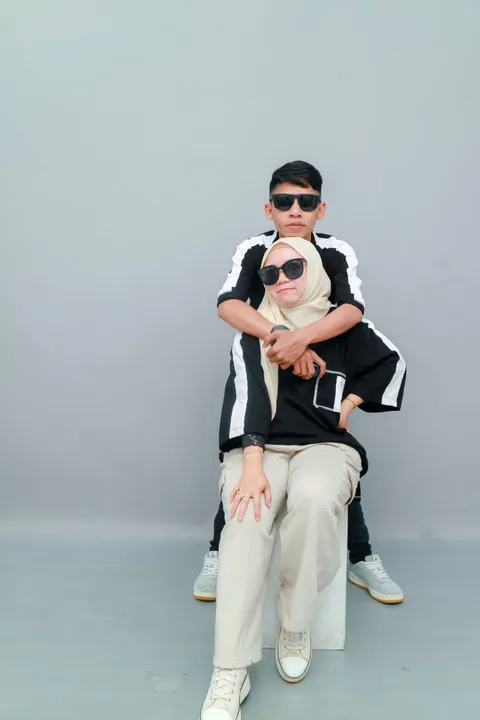 Foto sampul undangan Ade Sriyanti & Hanggi Setiawan