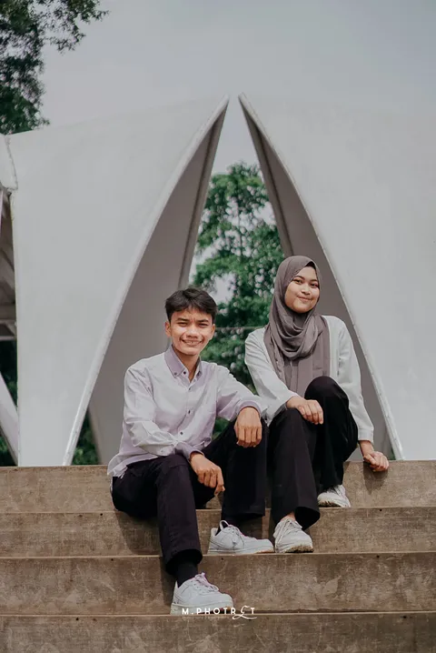 Foto sampul undangan Dhea & Adi