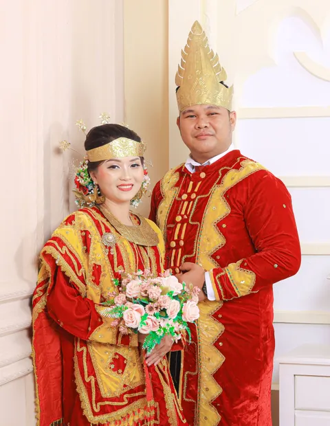 Foto sampul undangan Intan & Romi