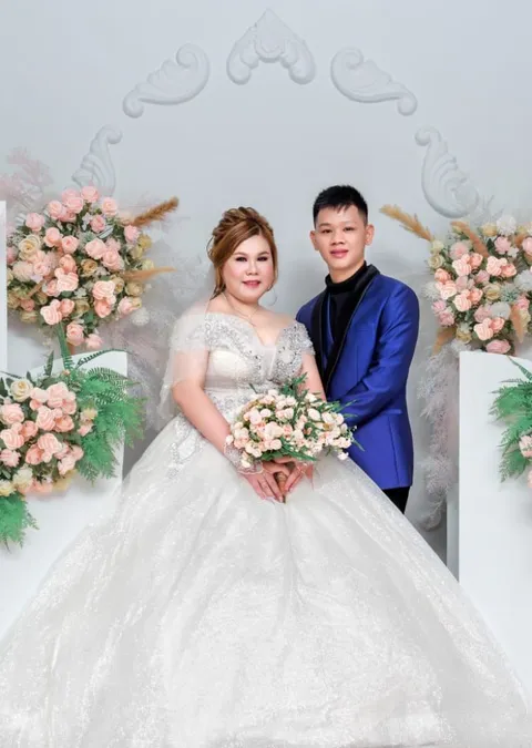 Foto sampul undangan Calvin & Evi