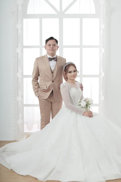 Foto sampul undangan Anya & Echen