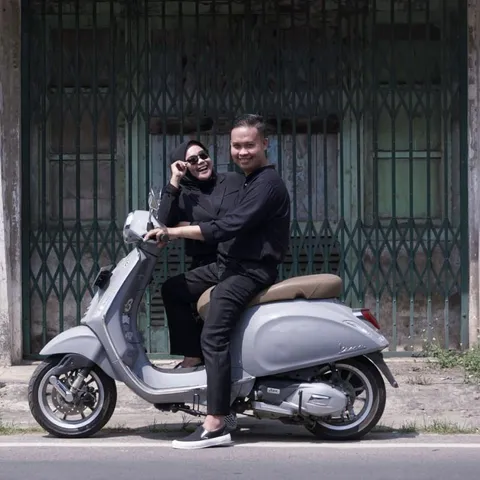 Foto sampul undangan Rifka Novia Pratiwi,S.Pd & Samsudin,Amd.Rad