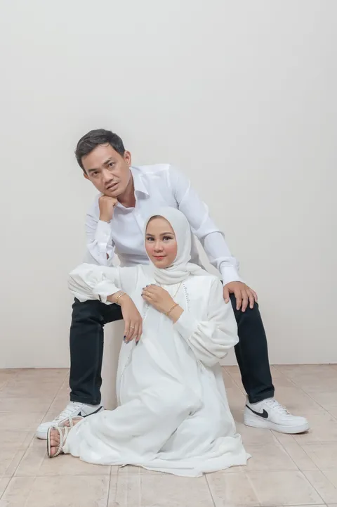 Foto sampul undangan Farid & Siti
